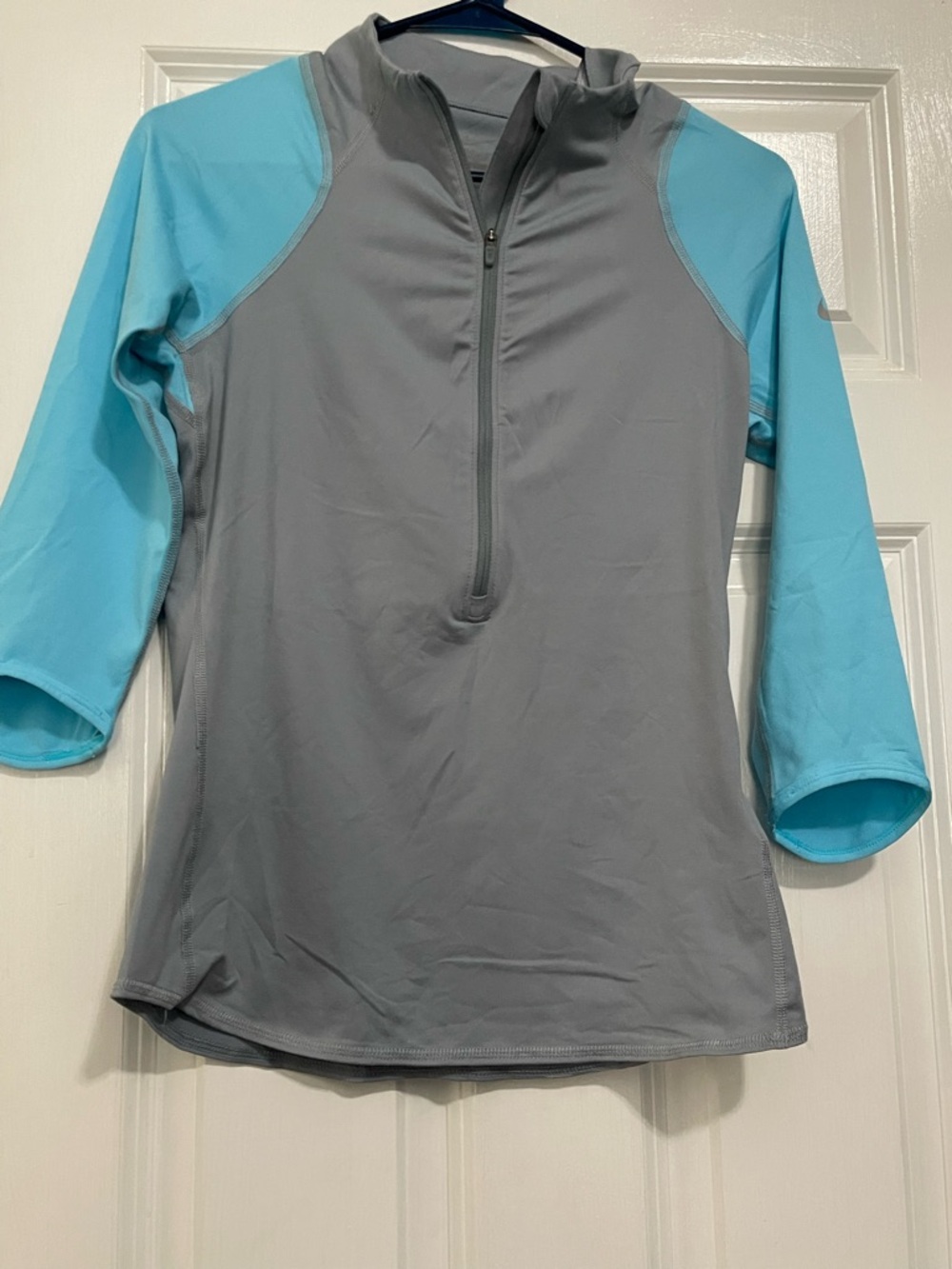 Nike Light Gray Dri-FIT Pullover
